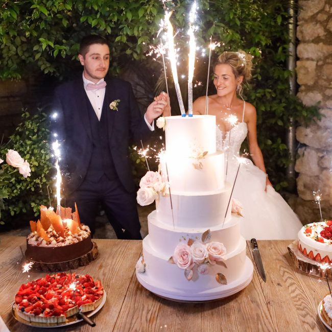 Wedding cake lors d'un mariage en Provence