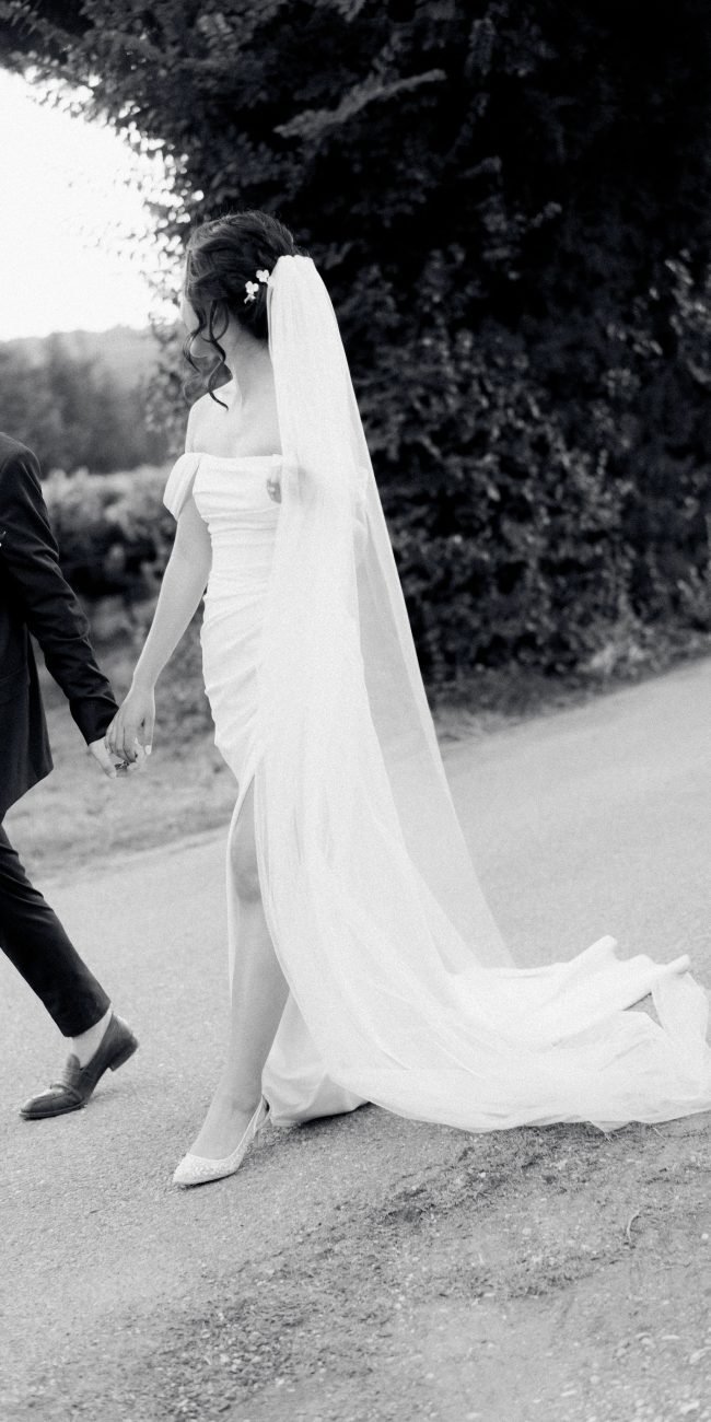 Séance photo couple lors d'un mariage en Provence