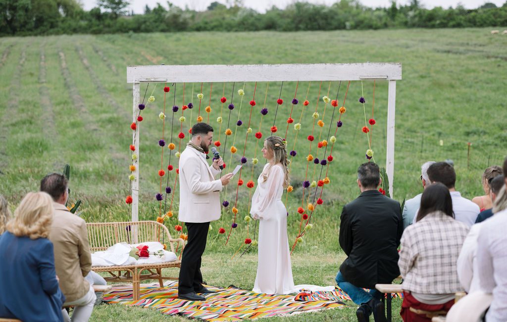 Cérémonie laïque d'un mariage avec fond musical personnalisé