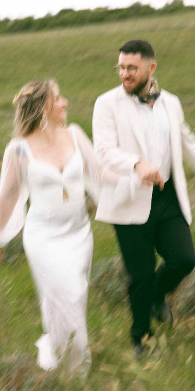 Séance photo couple lors d'un mariage en Provence