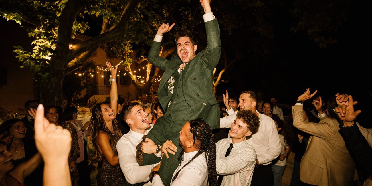 DJ set soirée prestation mariage événement en Provence (Bouches du Rhone) avec ambiance musicale personnalisée